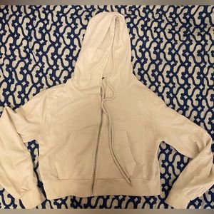 Cropped White Zip Up Jacket. Size Small